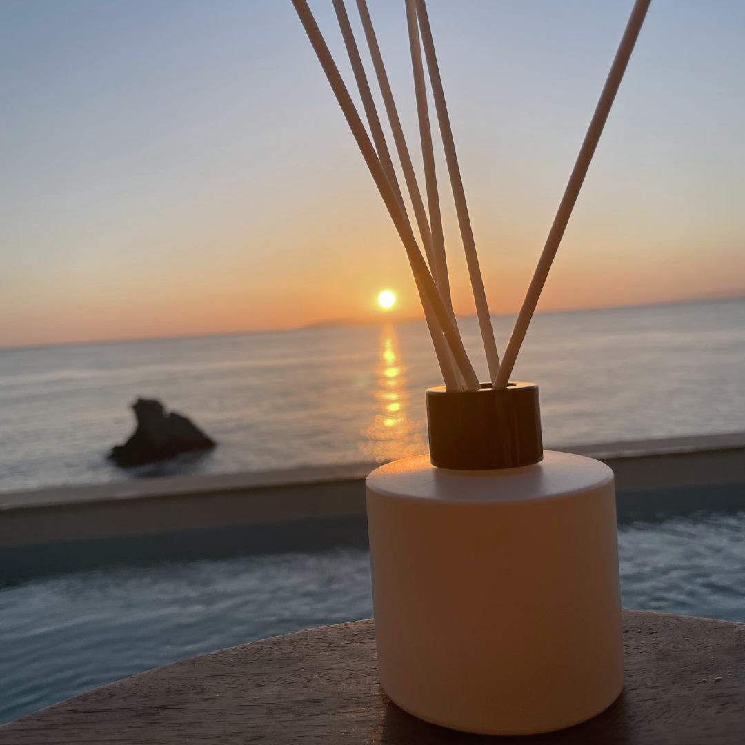 Reed Diffusers - Romantic Gesture | Peony, Oud, Vanilla